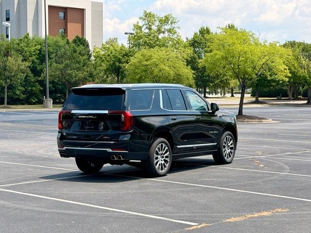 Used 2026 GMC Yukon Denali w/ Denali Reserve Package AWD/4WD image 7