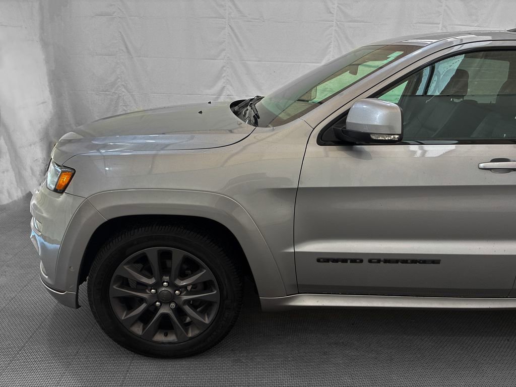 Used 2019 Jeep Grand Cherokee High Altitude AWD/4WD image 3