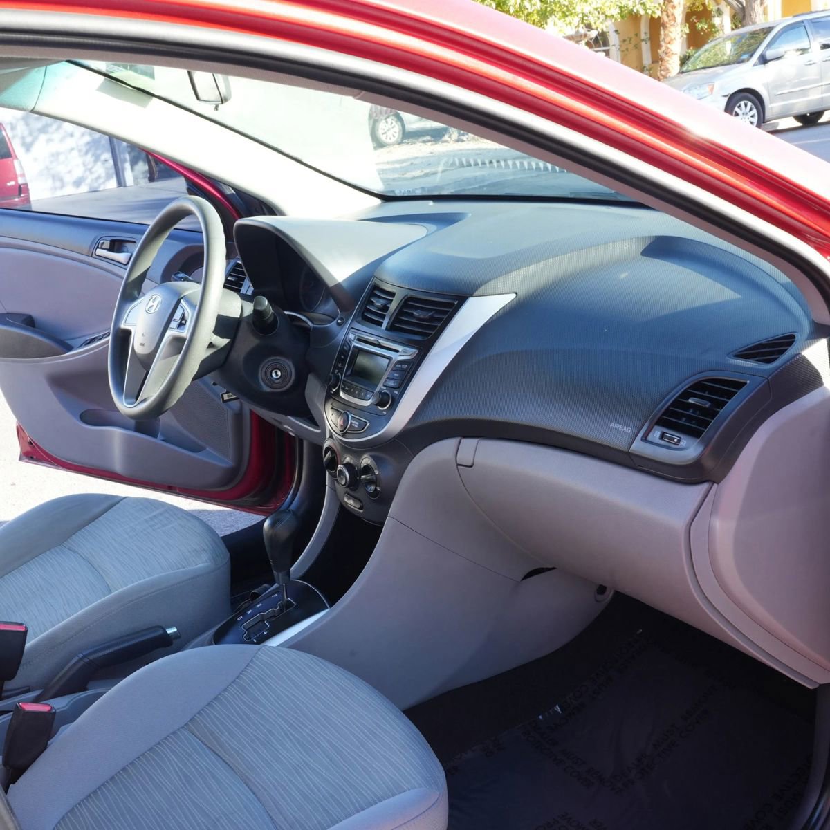 Used 2015 Hyundai Accent GS image 11