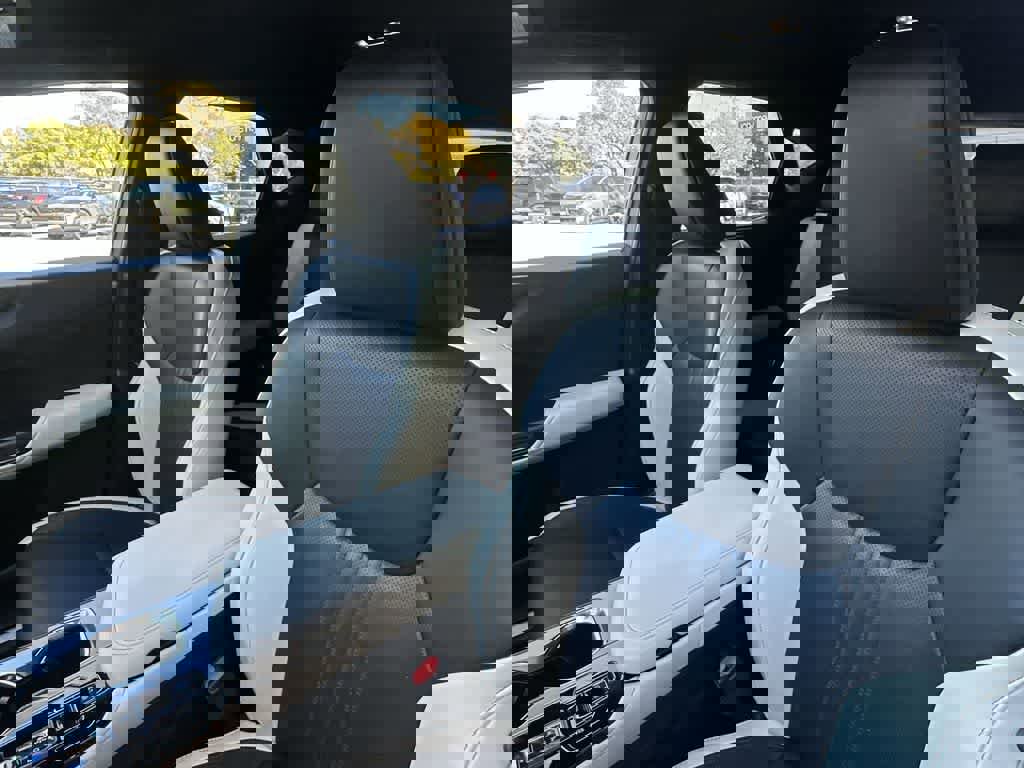 Used 2022 Lexus NX 250 FWD w/ Towing Package (2000 Lbs) image 14