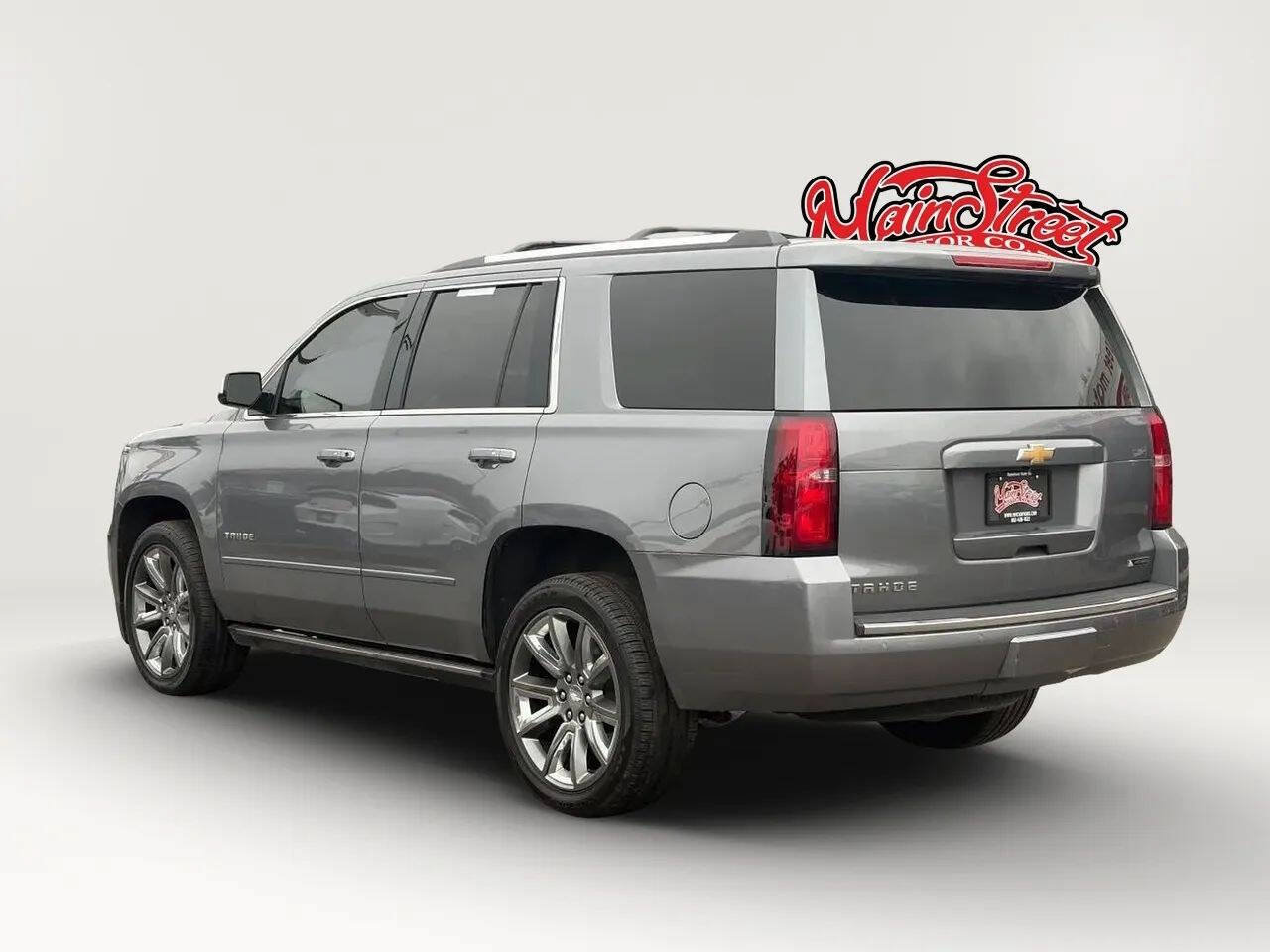 Used 2018 Chevrolet Tahoe Premier AWD/4WD image 5