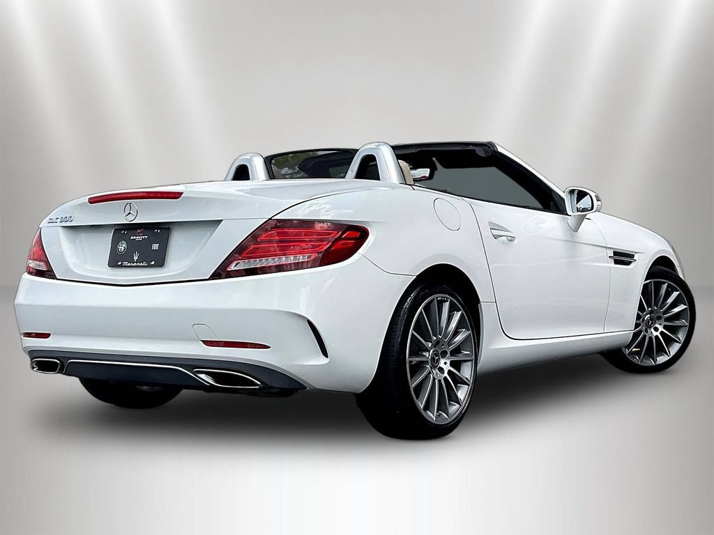 Used 2020 Mercedes-Benz SLC 300 image 6