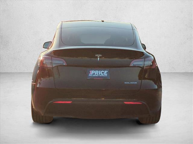 Used 2024 Tesla Model Y Performance image 7