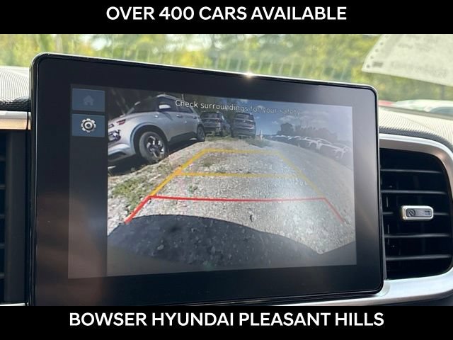 New 2026 Hyundai Venue SEL FWD image 9