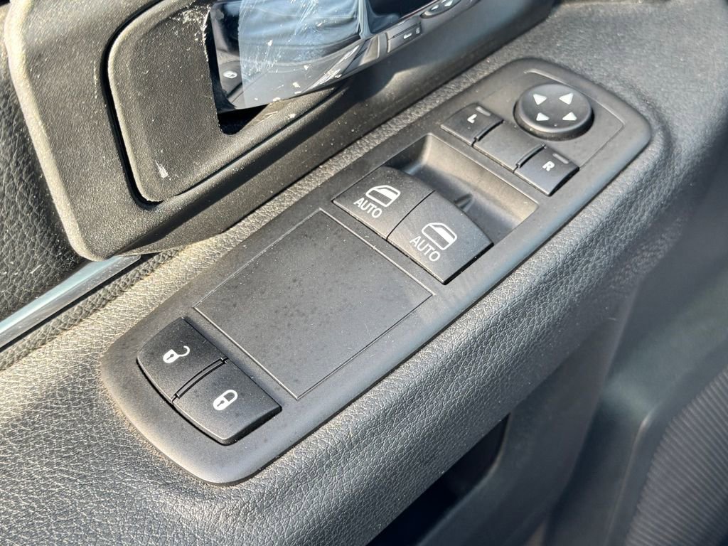 Used 2022 RAM 1500 Tradesman w/ Electronics Group RWD image 26