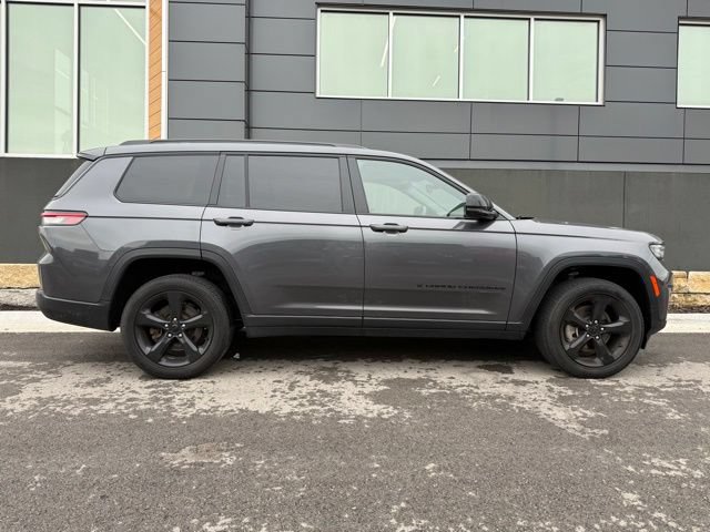 Used 2023 Jeep Grand Cherokee L Laredo AWD/4WD image 2