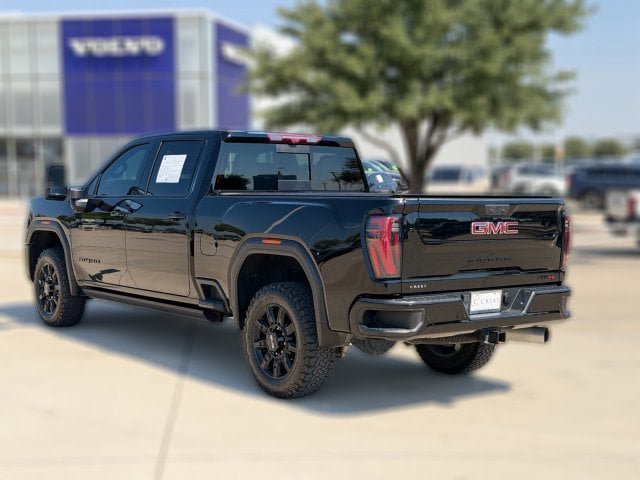 Used 2024 GMC Sierra 2500 AT4 w/ AT4 Premium Plus Package AWD/4WD image 8
