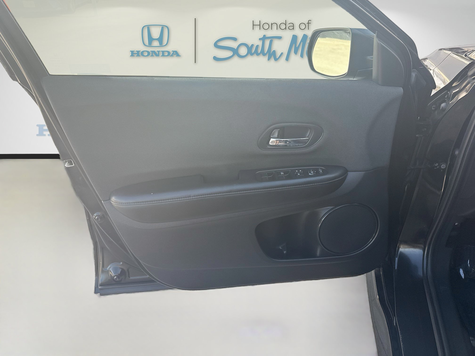 Used 2021 Honda HR-V Sport image 19