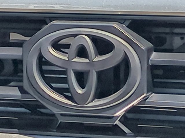 Used 2026 Toyota 4Runner TRD Off-Road AWD/4WD image 32