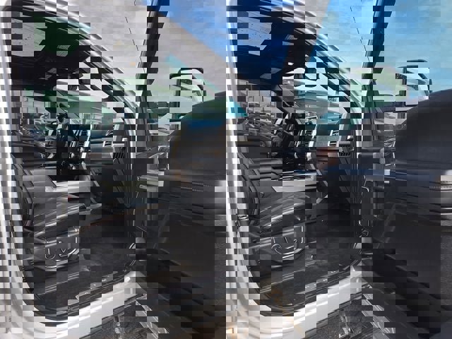 Used 2017 Ford F250 Platinum w/ Platinum Ultimate Package image 13