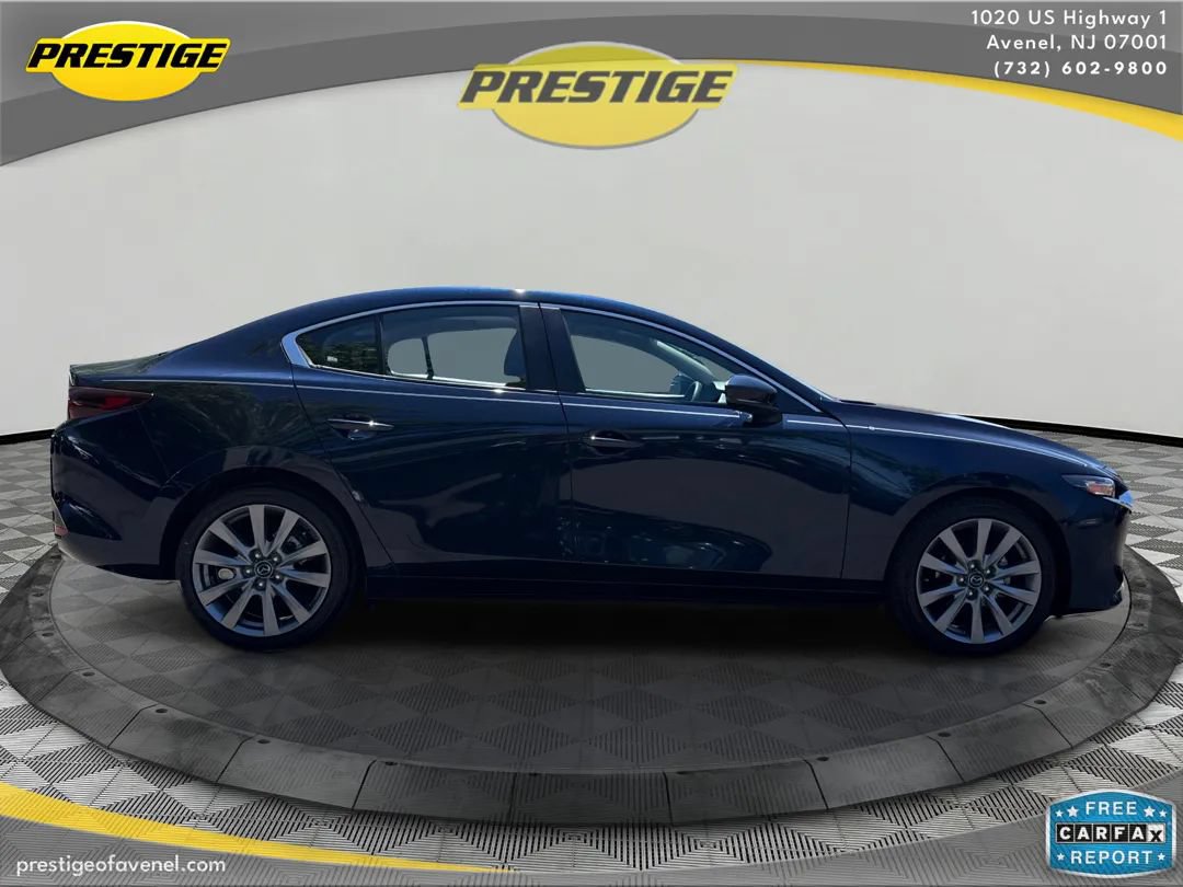 Used 2024 MAZDA MAZDA3 s FWD image 4