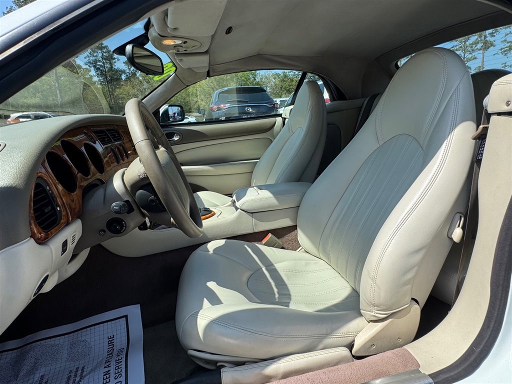 Used 2000 Jaguar XK8 Convertible image 22
