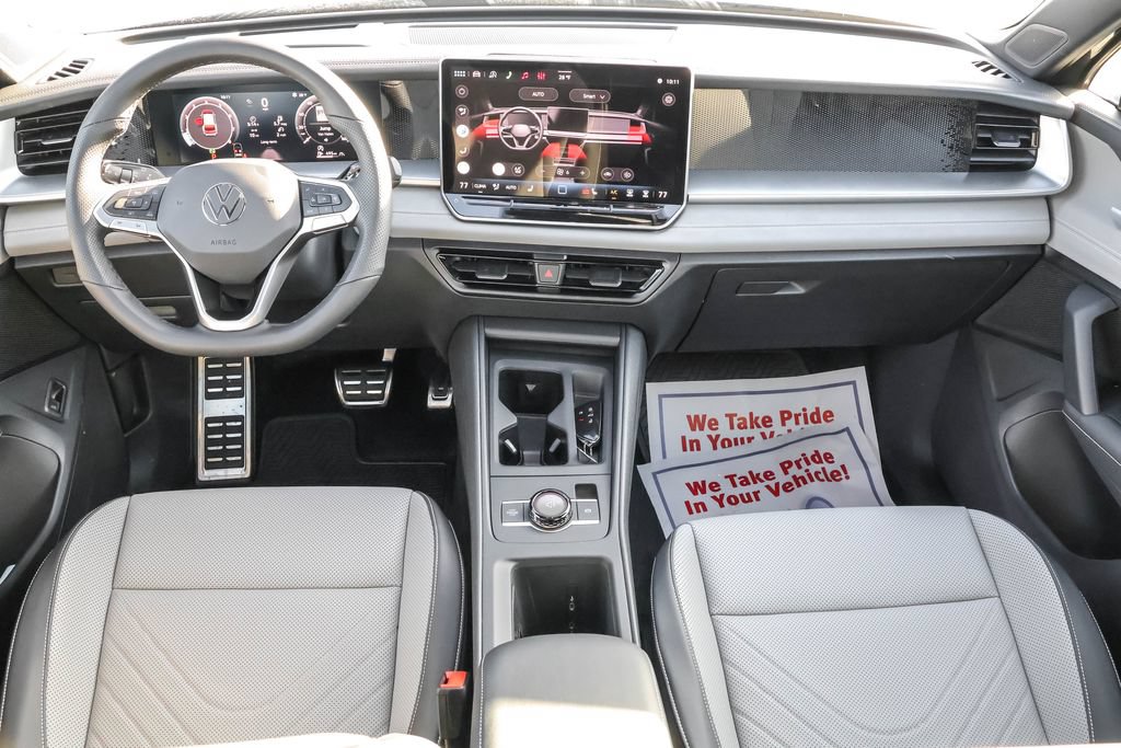 New 2026 Volkswagen Tiguan SE R-Line AWD/4WD image 35