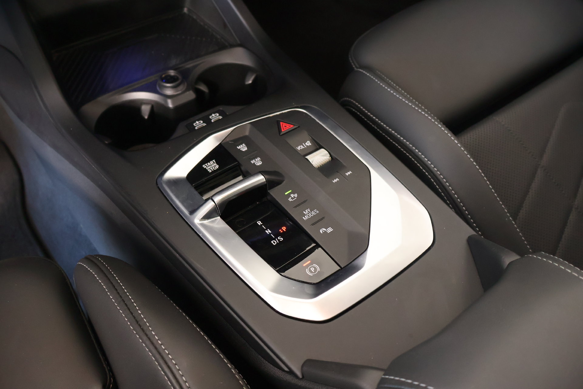 New 2026 BMW 228i w/ Technology Package FWD image 8