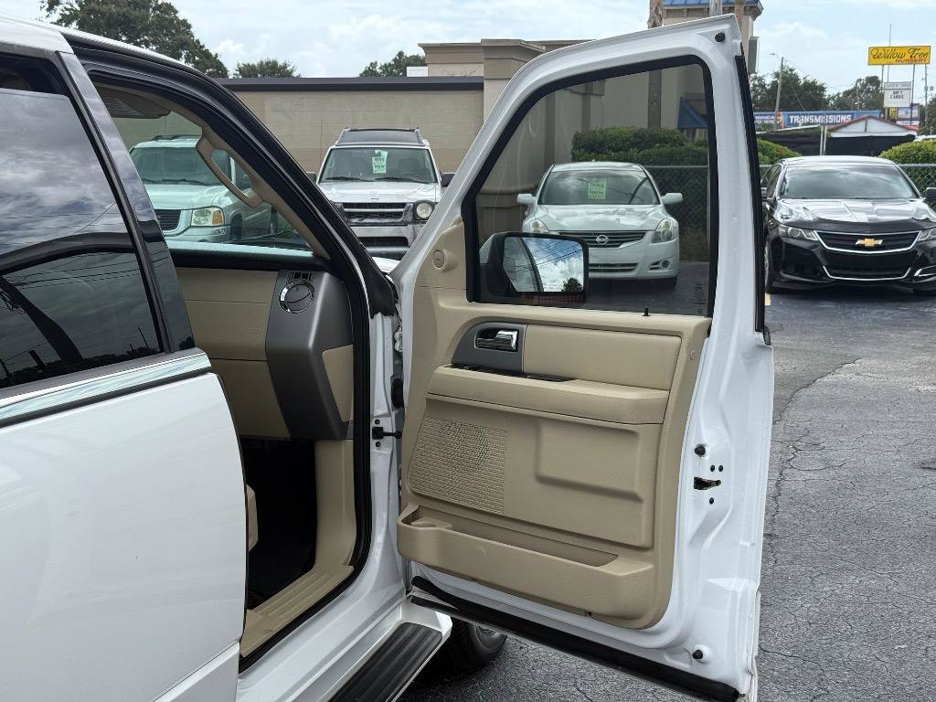 Used 2016 Ford Expedition EL Limited image 15