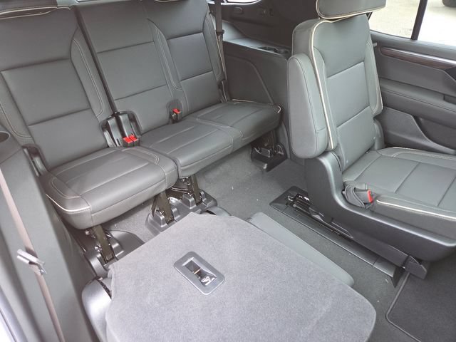 New 2026 Chevrolet Tahoe Premier w/ Sun And Tow Package AWD/4WD image 25