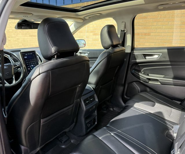 Used 2021 Ford Edge Titanium w/ Equipment Group 301A image 16