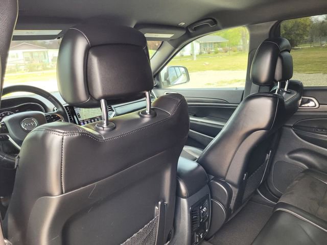 Used 2019 Jeep Grand Cherokee Altitude RWD image 34