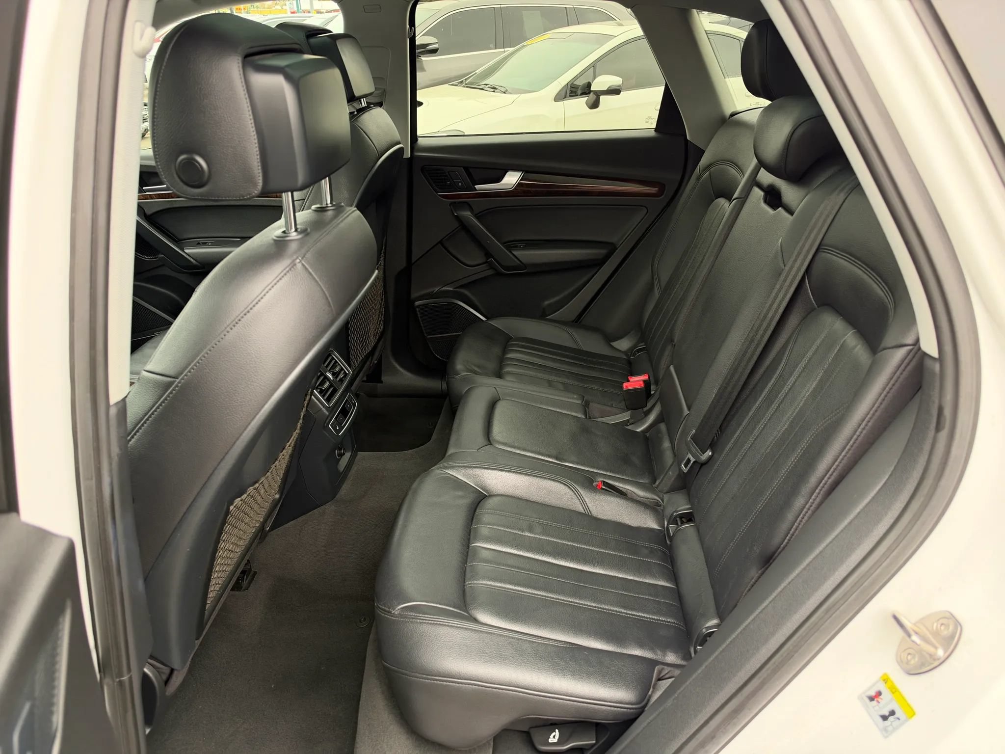 Used 2018 Audi Q5 2.0T Premium Plus w/ Premium Plus Package AWD/4WD image 16