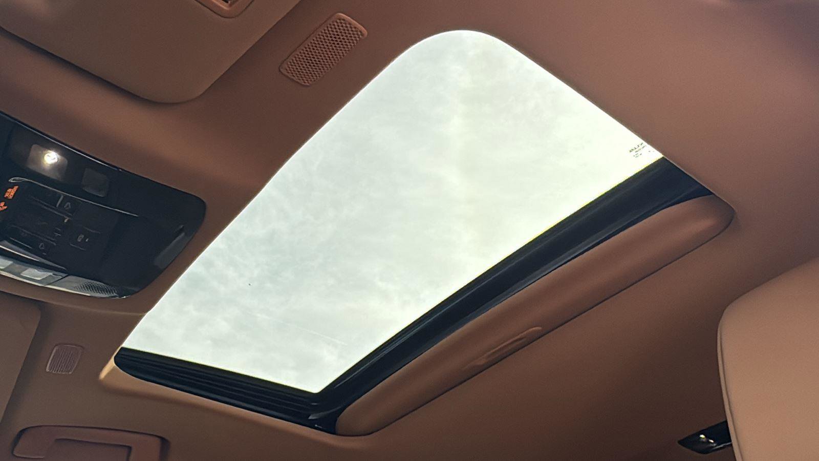 Used 2025 Lexus NX 350h AWD w/ Premium Package image 25