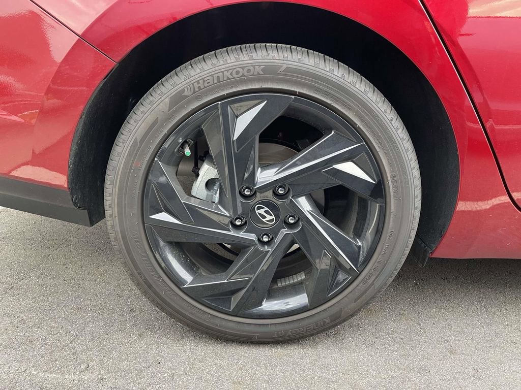 Certified 2026 Hyundai Elantra SEL Sport Premium image 6