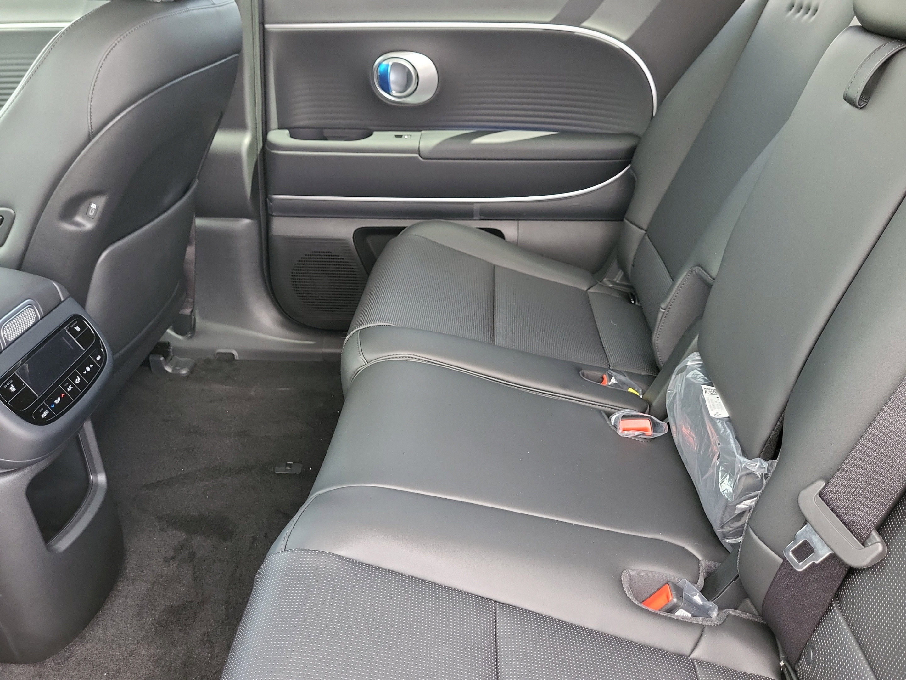 New 2026 Hyundai Ioniq 9 SEL AWD/4WD image 23