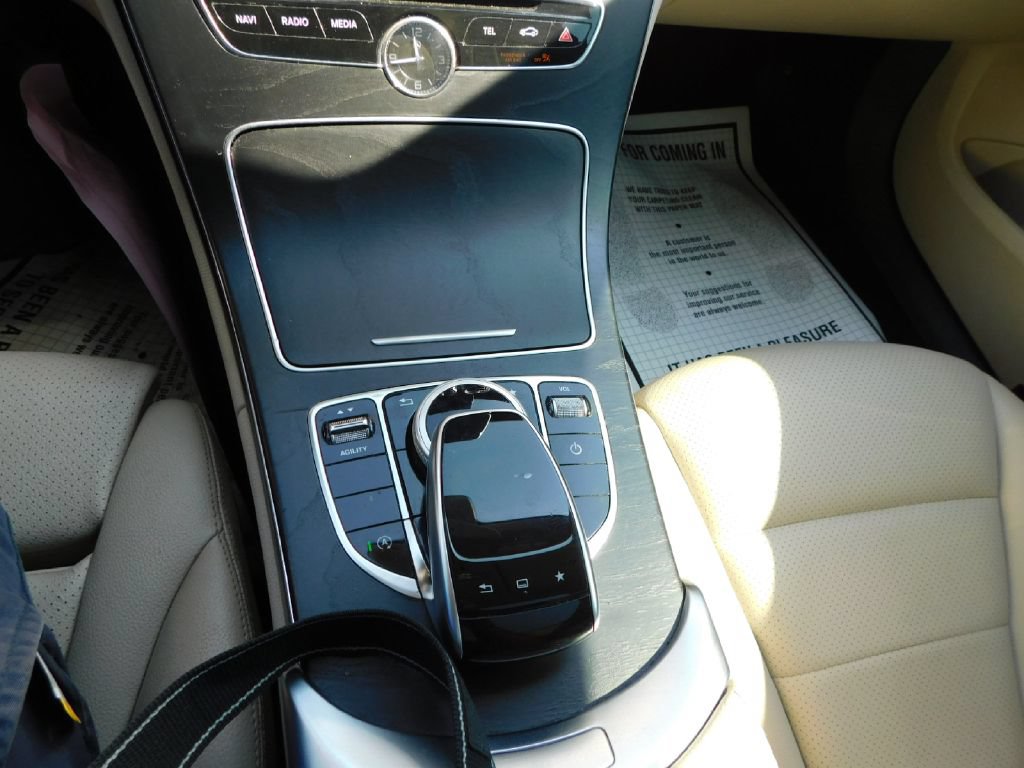 Used 2015 Mercedes-Benz C 300 Sedan image 24
