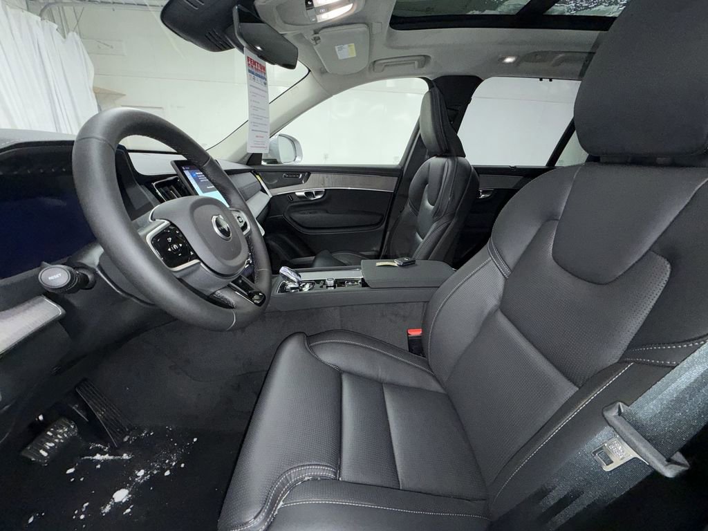 New 2026 Volvo XC90 B6 Ultra w/ Protection Package Premier image 13