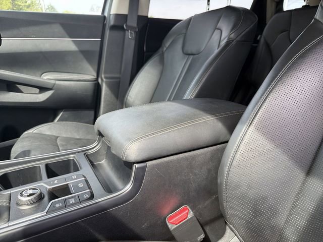 Certified 2024 Kia Sorento S FWD image 21
