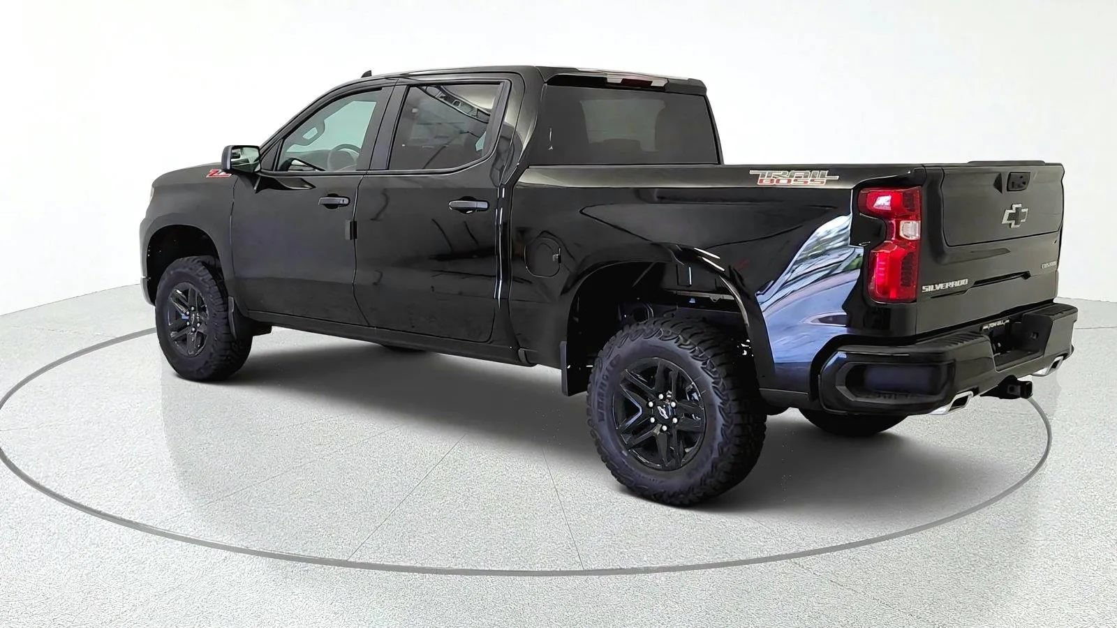 New 2026 Chevrolet Silverado 1500 Custom Trail Boss AWD/4WD image 6