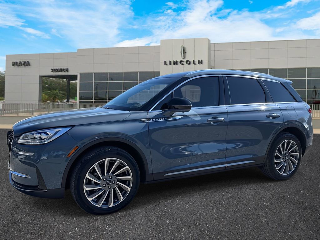 Used 2023 Lincoln Corsair Reserve w/ Equipment Group 202A image 8