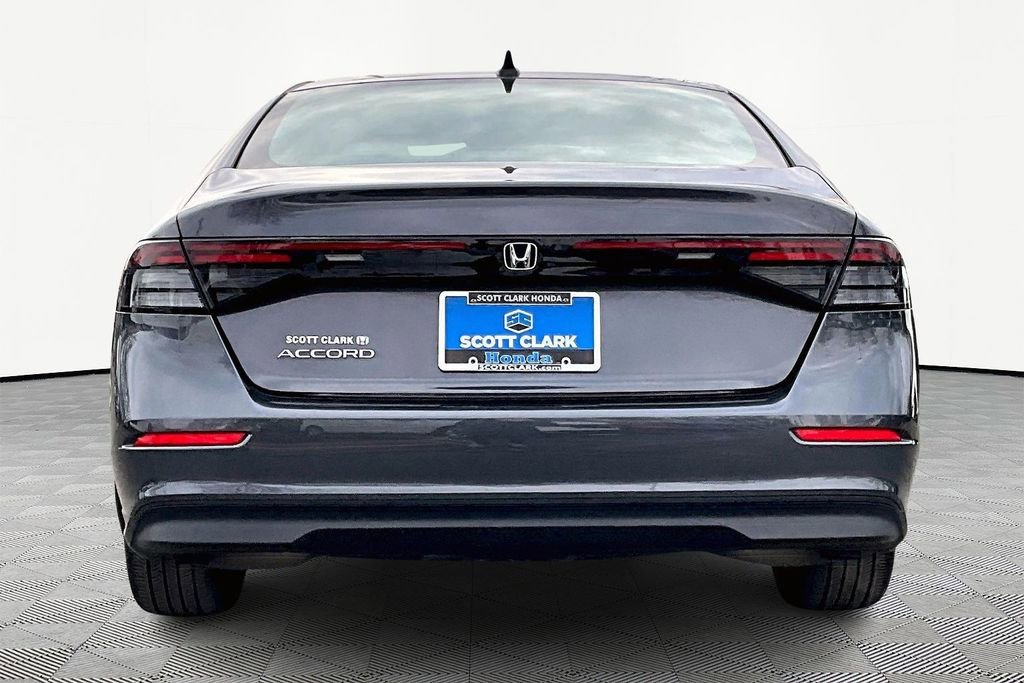 Used 2025 Honda Accord SE image 7