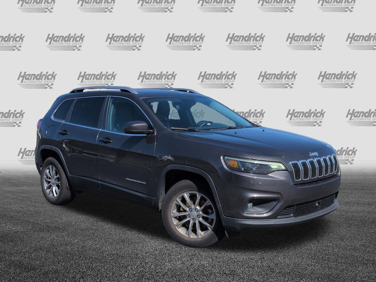 Used 2021 Jeep Cherokee Latitude Lux image 2