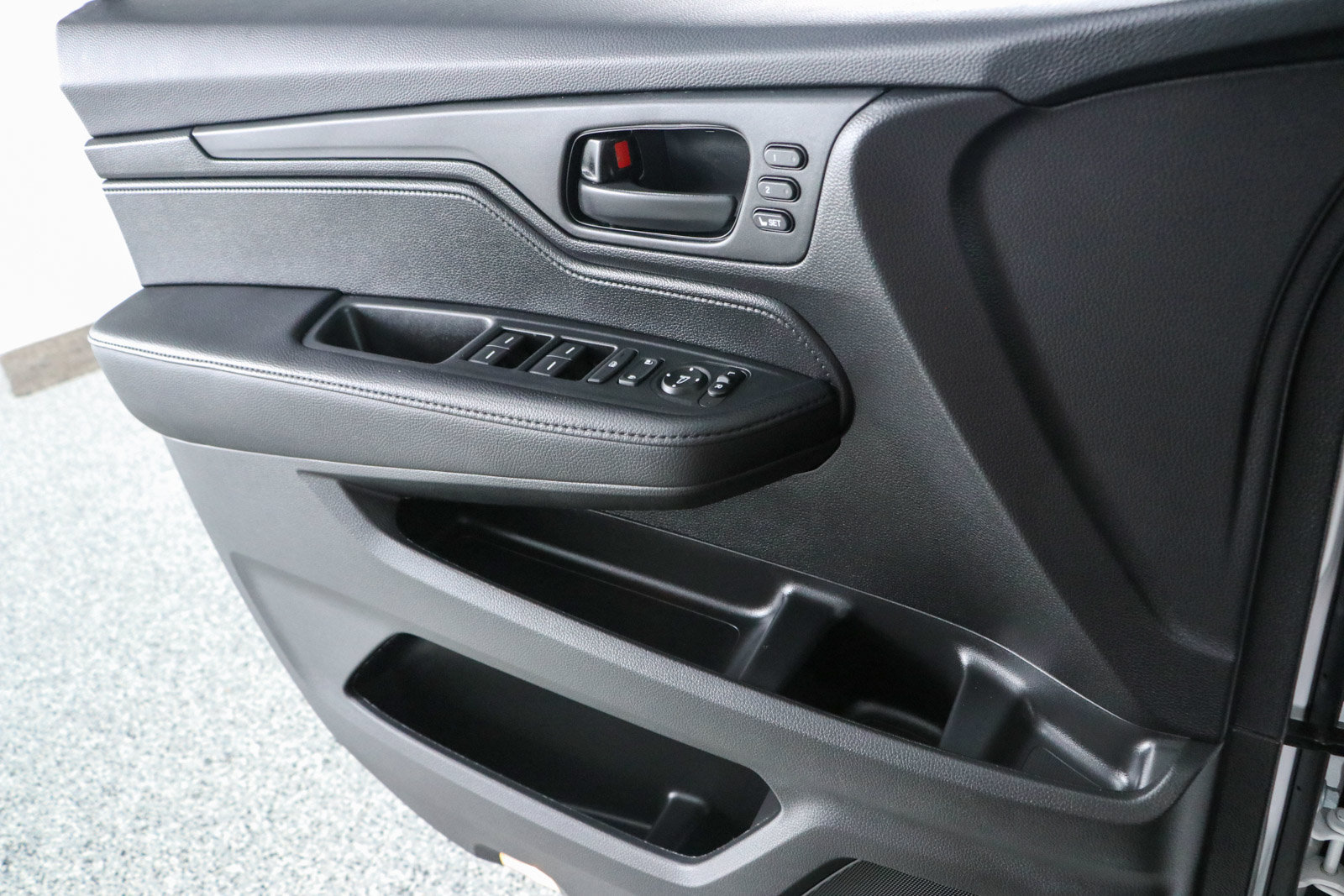 Used 2025 Honda Odyssey Sport-L image 22