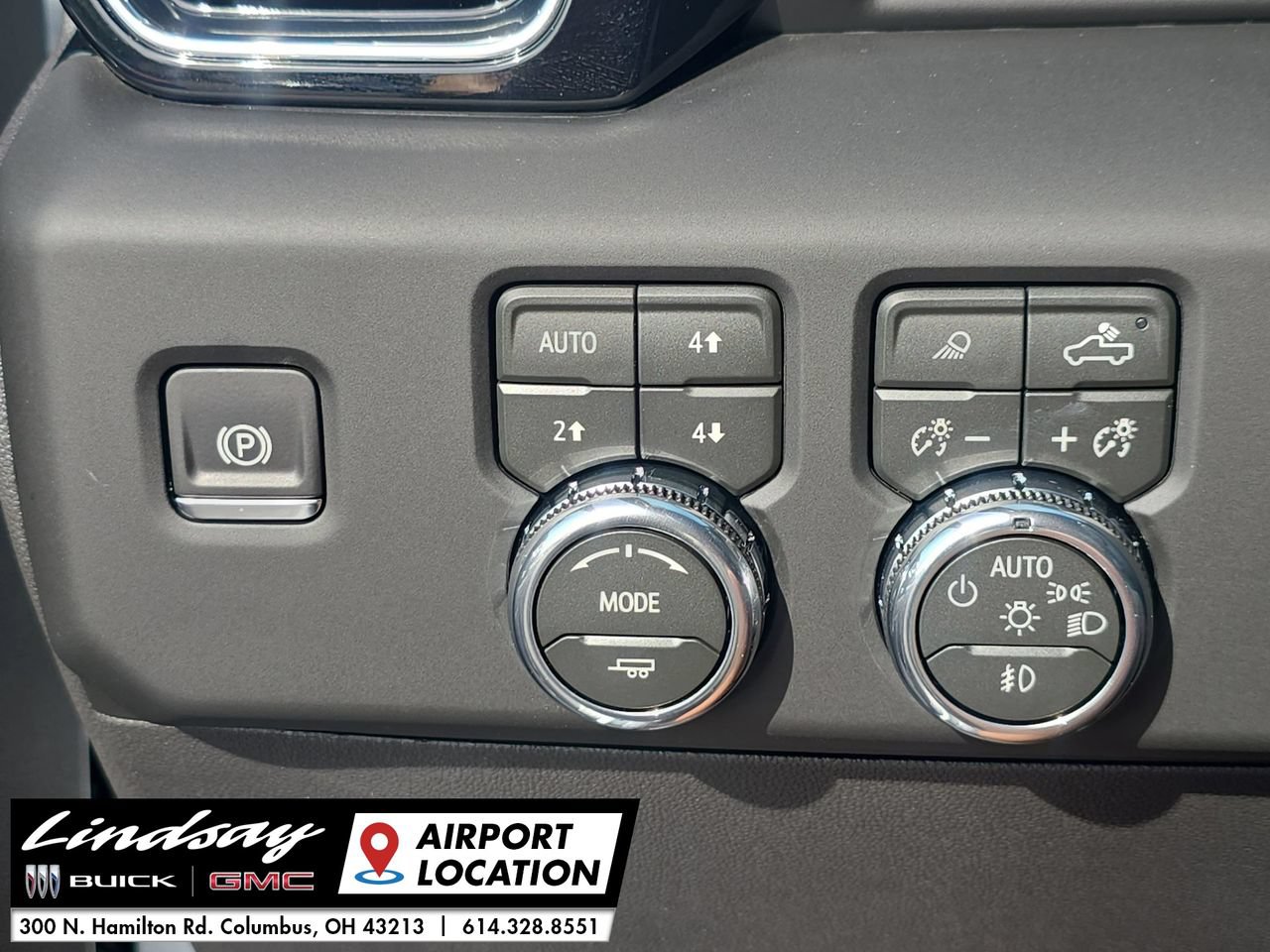 New 2026 GMC Sierra 1500 Denali w/ Denali Reserve Package AWD/4WD image 19