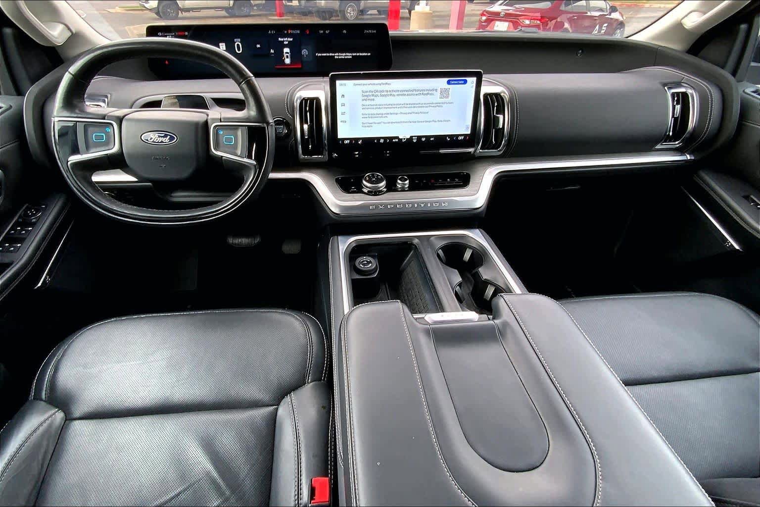 Used 2025 Ford Expedition Max Platinum AWD/4WD image 16