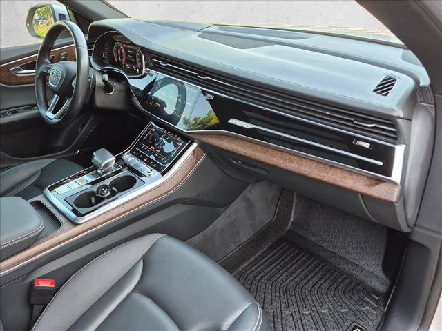 Used 2020 Audi Q8 Prestige w/ Prestige Package AWD/4WD image 23