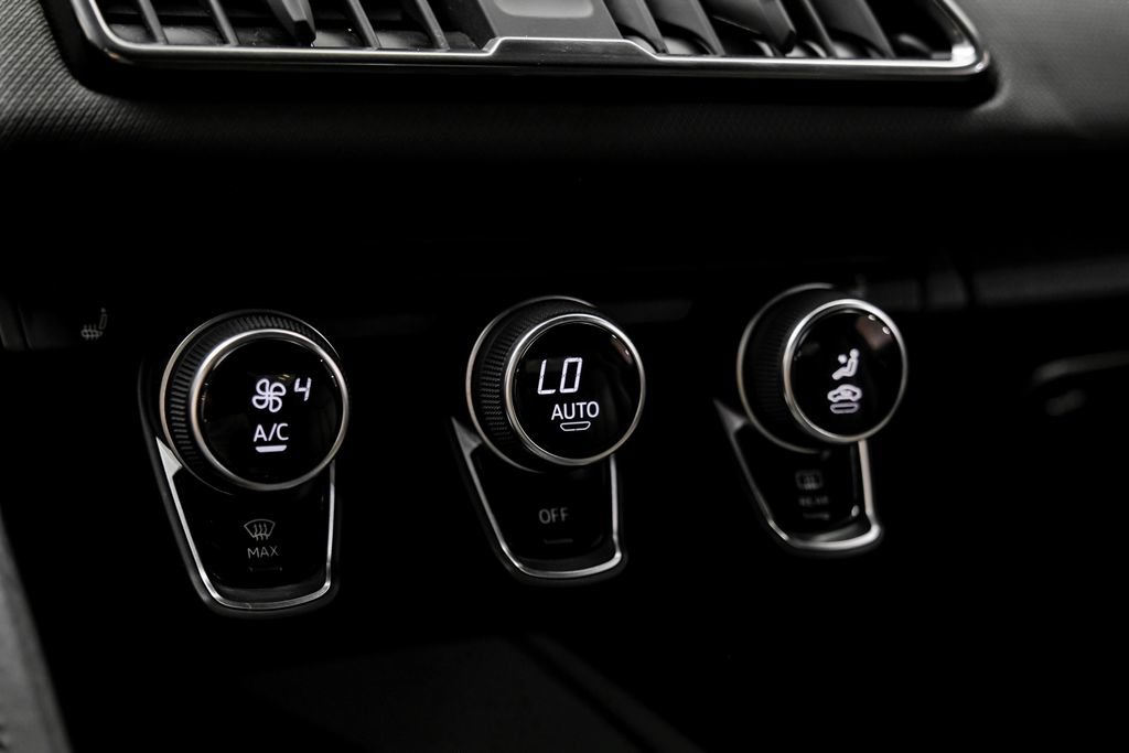 Used 2018 Audi R8 V10 AWD/4WD image 30