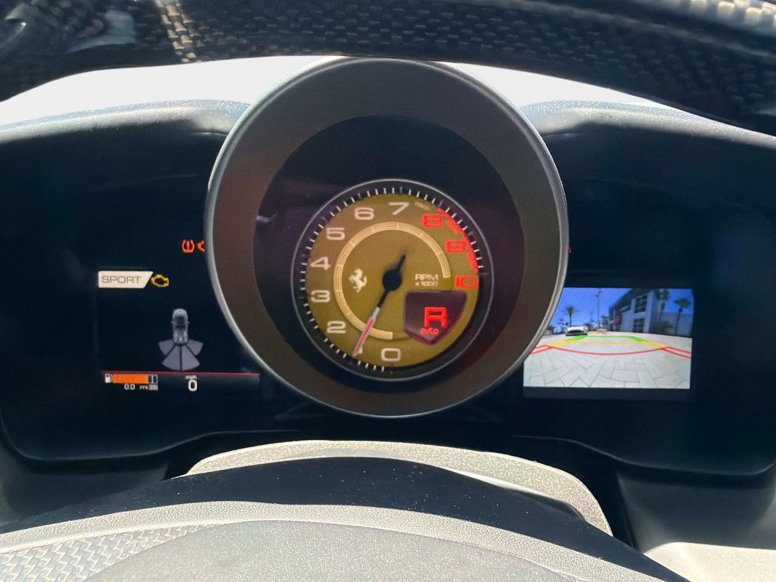 Used 2021 Ferrari F8 Tributo image 35