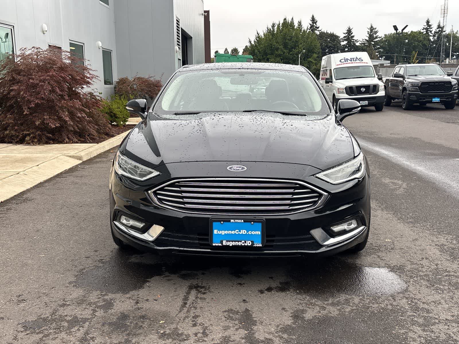 Used 2017 Ford Fusion Titanium FWD image 8