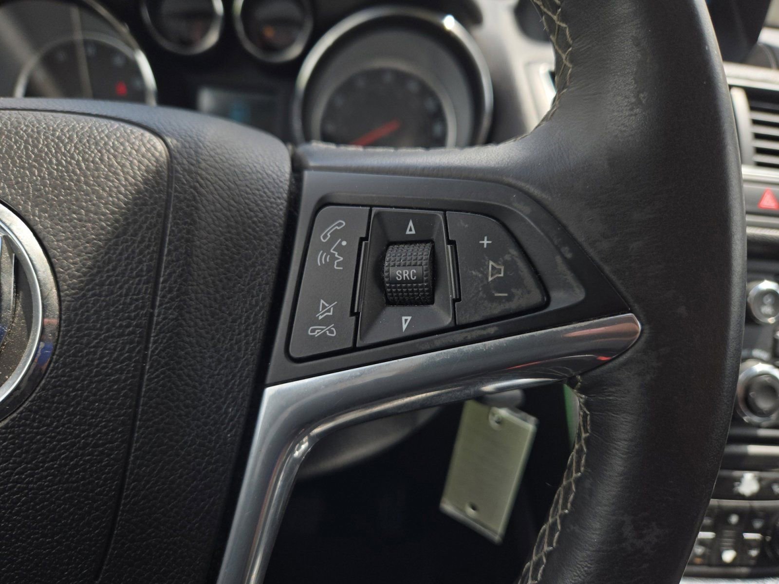 Used 2016 Buick Encore Convenience FWD image 16