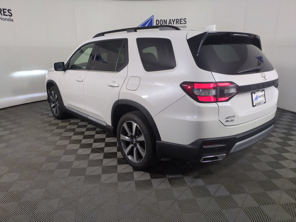 Certified 2023 Honda Pilot Elite image 4