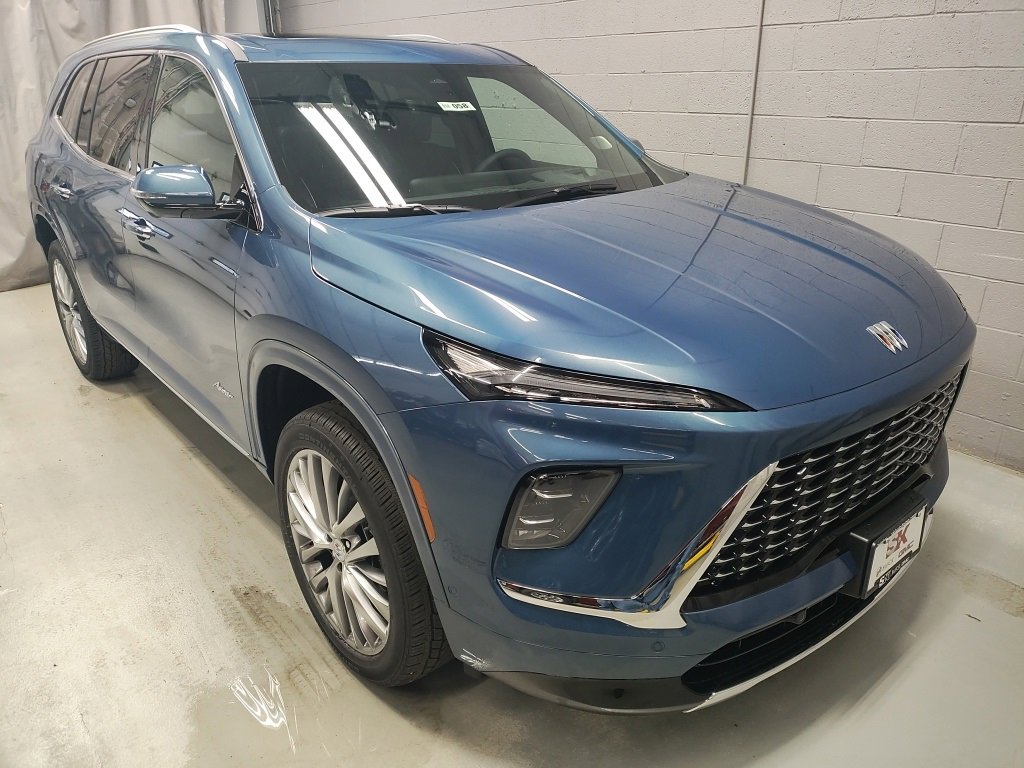 New 2026 Buick Enclave Avenir w/ Super Cruise Package image 5