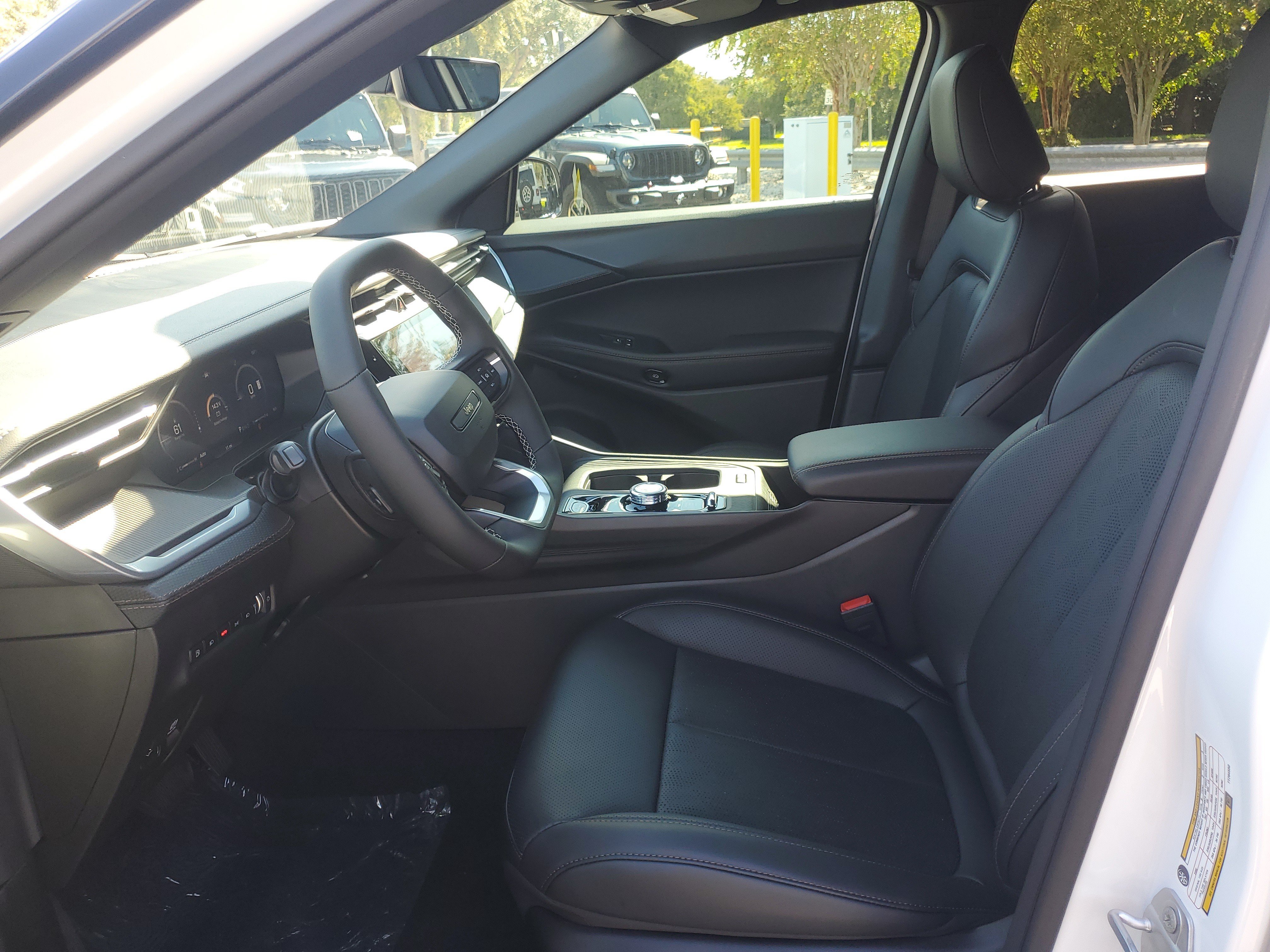 New 2026 Jeep Cherokee Overland AWD/4WD image 12