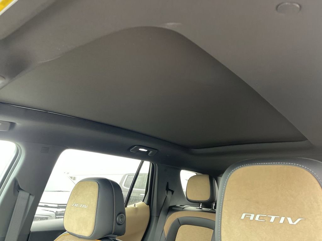 New 2026 Chevrolet Equinox ACTIV w/ Convenience Package III image 22