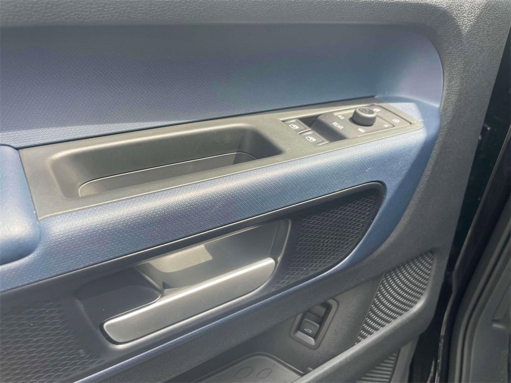 New 2025 Volkswagen ID. Buzz Pro S image 18