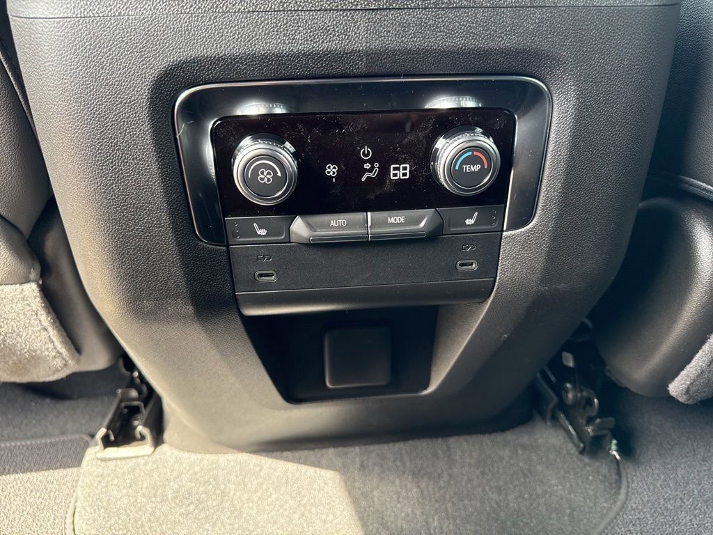 New 2026 GMC Yukon AT4 image 13