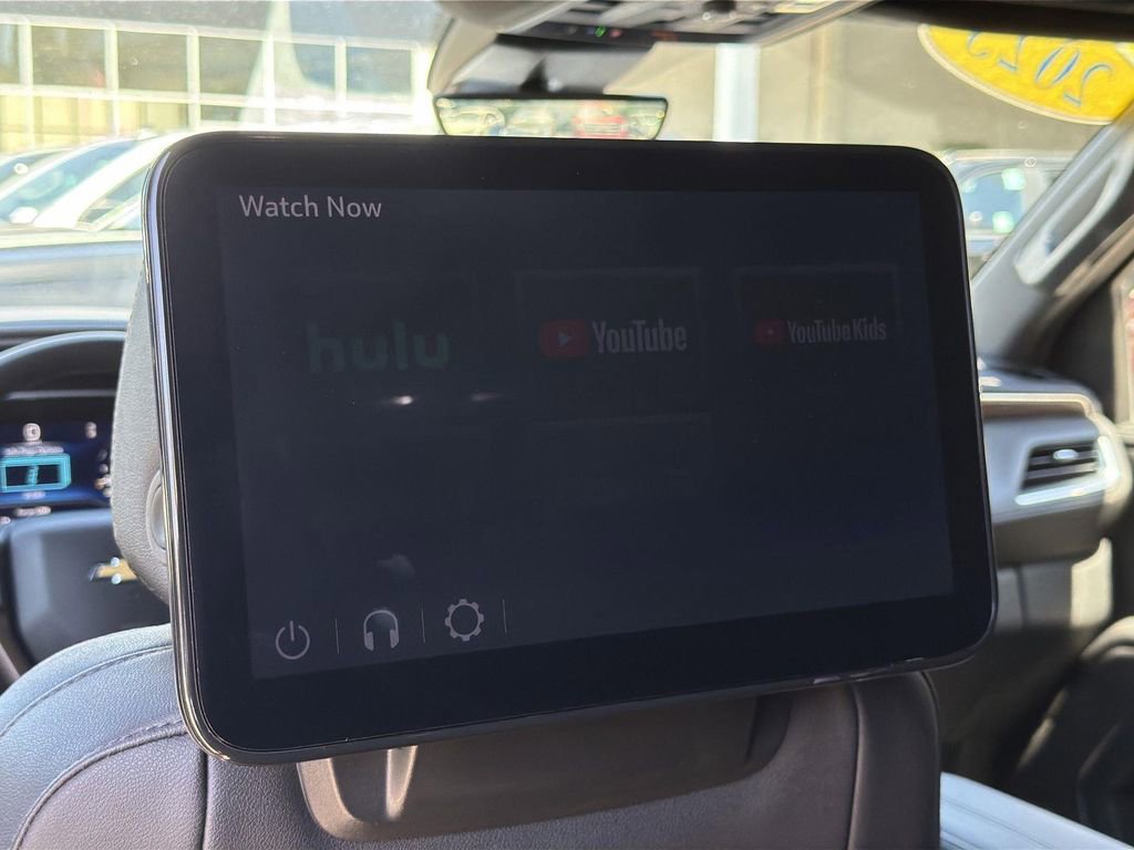 Used 2023 Chevrolet Suburban High Country image 26