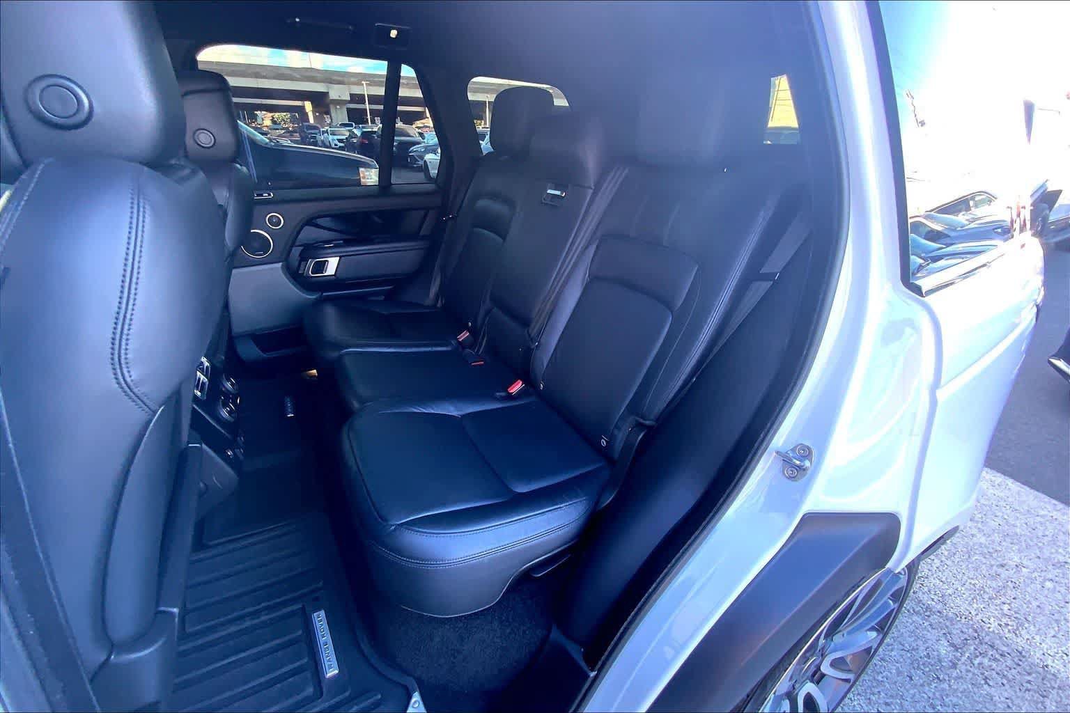 Used 2021 Land Rover Range Rover AWD/4WD image 29