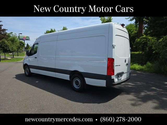Used 2023 Mercedes-Benz Sprinter 2500 image 5